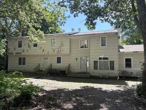 Hidden, QUOGUE, NY 11959