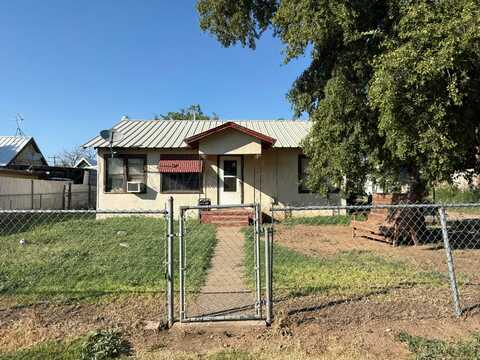 211 E 5th, Clarendon, TX 79019
