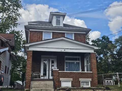 2022 Pine Avenue, Altoona, PA 16601