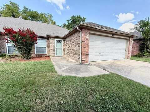 812 Oakwood CT, Centerton, AR 72719