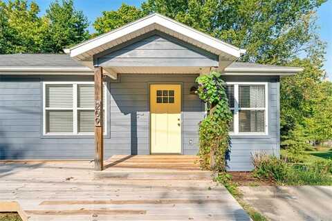 209 S Willow AVE, Fayetteville, AR 72701