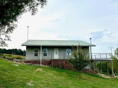 2412 Marion County 5012, St. Joe, AR 72675