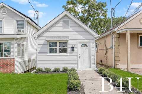 107 Mapleton Avenue, Staten Island, NY 10306