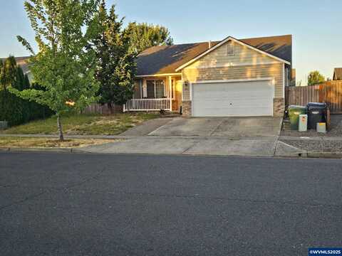 1467 S 7th St, Independence, OR 97351