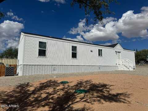 384 N Warren Road, Benson, AZ 85602