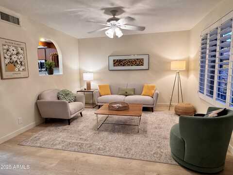 2064 S FARNSWORTH Drive, Mesa, AZ 85209