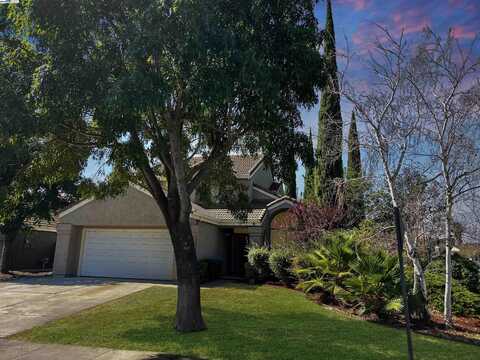 80 Duckhorn Pl, Oakley, CA 94561