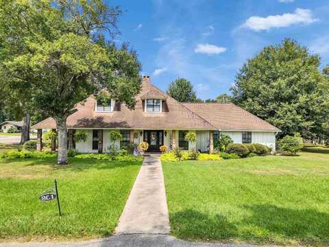 201 Bayou Drive, Beaumont, TX 77705