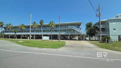 920 W Lagoon Avenue, Gulf Shores, AL 36542