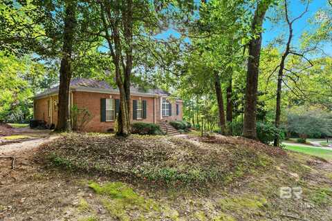 201 Potters Mill Avenue, Daphne, AL 36526