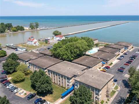 809 Westage at the Harbor, Irondequoit, NY 14617