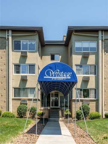 809 Westage At The Harbor, Irondequoit, NY 14617