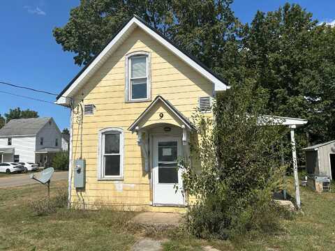 9 W Walnut Street, Mount Vernon, OH 43050