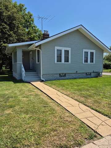 233 W Main Street W, Mount Sterling, OH 43143