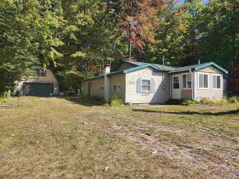 3143 Forest, Harrison, MI 48625