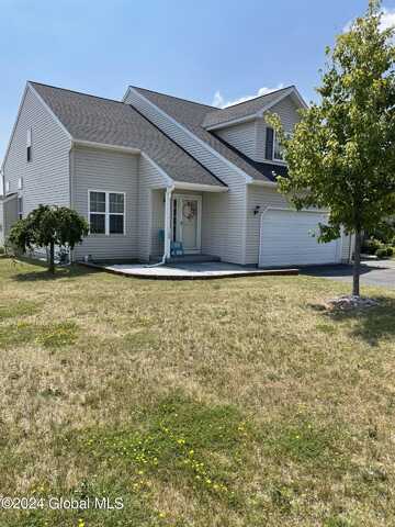 12A Pointe W Drive, Clifton Park, NY 12065