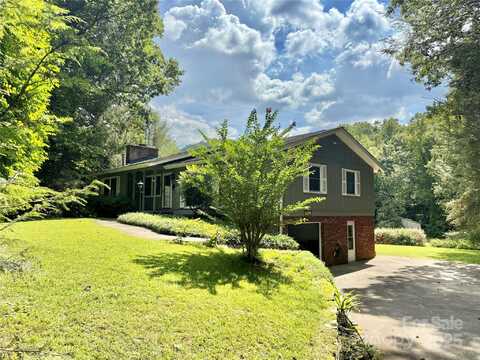 516 Averys Creek Road, Arden, NC 28704