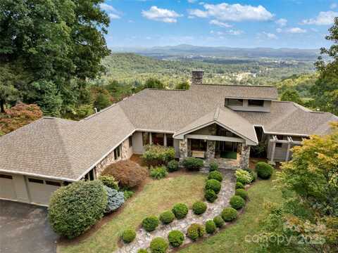 11 Las Brisas Lane, Hendersonville, NC 28739