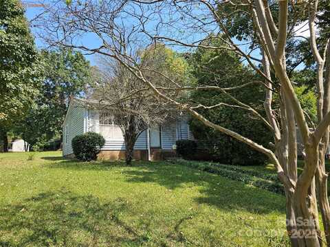 6003 Bridlewood Lane, Charlotte, NC 28215