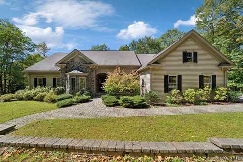 R2216 Woodcrest, Johnstown, PA 15905
