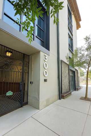 1 Cool Blow Street, Charleston, SC 29403