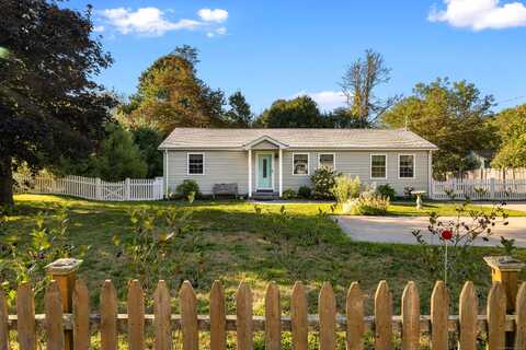 126 Boston Post Road, Old Lyme, CT 06371