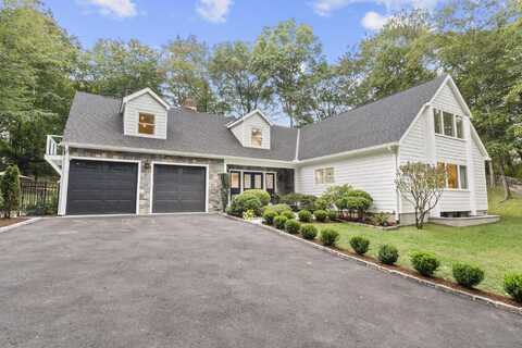 60 Greenleaf Drive, Stamford, CT 06902