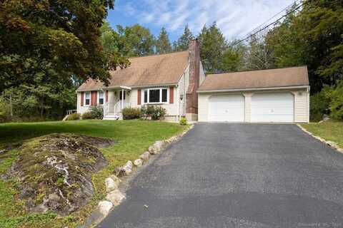 55 Woodland Drive, Salisbury, CT 06039