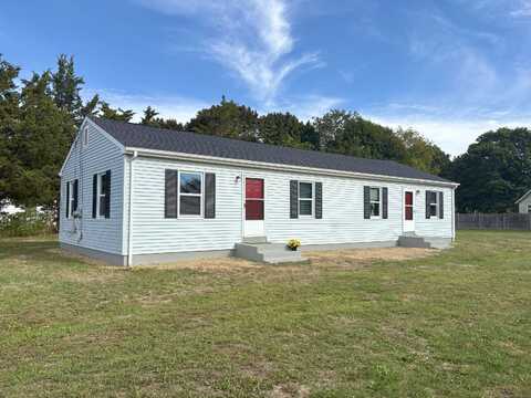 18 Tacoma Court, Groton, CT 06340