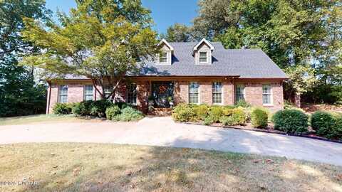 1100 Wade Hampton Road, Dyersburg, TN 38024