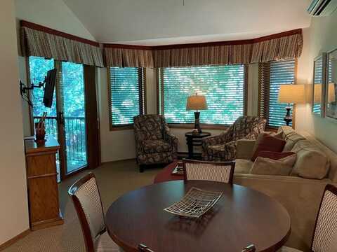 4908 Landmark Cir, Egg Harbor, WI 54209