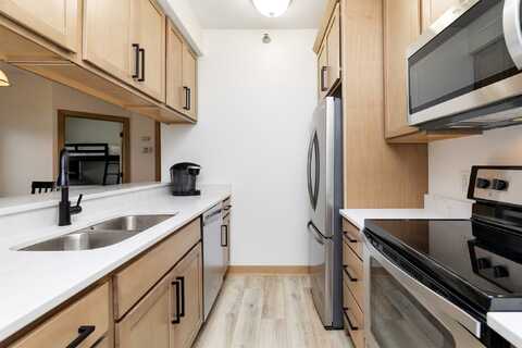 1106 NE 5th Lane unit: D13, Ankeny, IA 50021