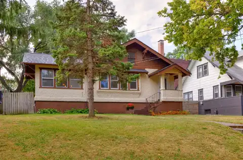 3308 Crescent Drive, Des Moines, IA 50312