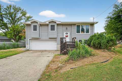 313 N 17th Street, Adel, IA 50003