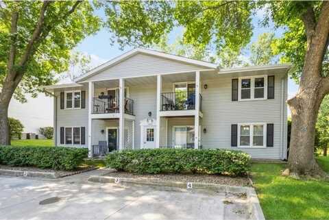 1208 49th Street unit: 1, West Des Moines, IA 50266