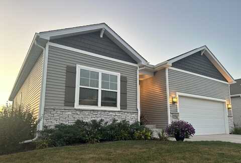 2720 13th Avenue SE, Altoona, IA 50009