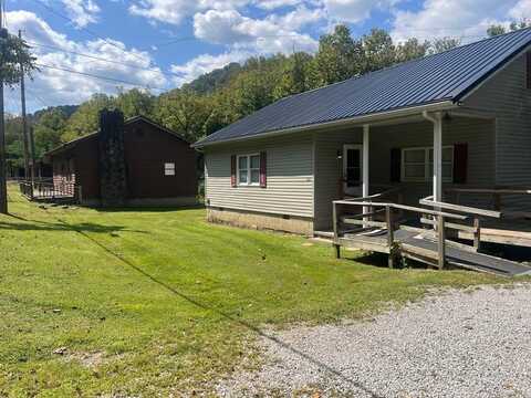 3023 Ky Hwy 7, Wayland, KY 41666