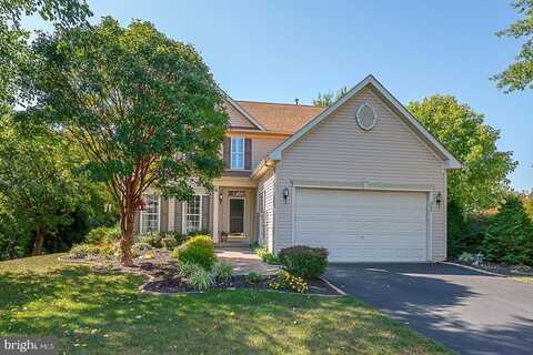 902 COLONIAL COURT, COATESVILLE, PA 19320