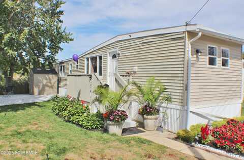 26 Bayshore Mobile Mnr, Hazlet, NJ 07730