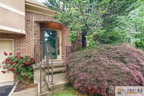 124 Kingsland Circle, Brunswick Gardens, NJ 08852