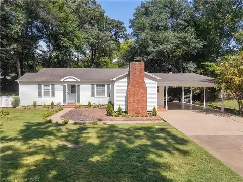 1705 Elm ST, Van Buren, AR 72956