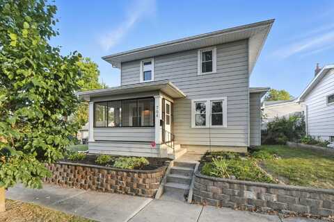 704 W Branning Avenue, Fort Wayne, IN 46807
