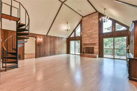 935 Powderbag Creek Road, Hartwell, GA 30643
