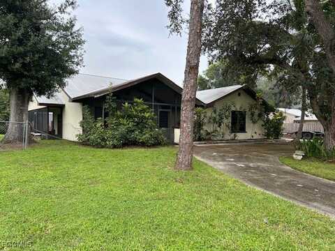 6786 Autumn Court, North Fort Myers, FL 33903