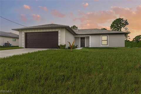 3007 53rd Street W, Lehigh Acres, FL 33971