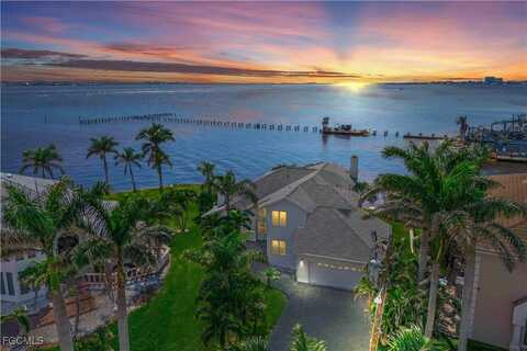 1202 Flamingo Drive, Cape Coral, FL 33904
