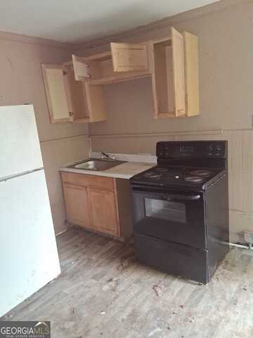 874 N Hill, Griffin, GA 30223