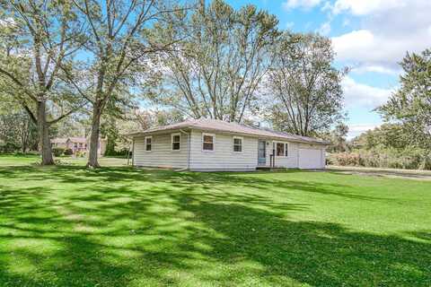 85 E Ballard Drive, Chesterton, IN 46304