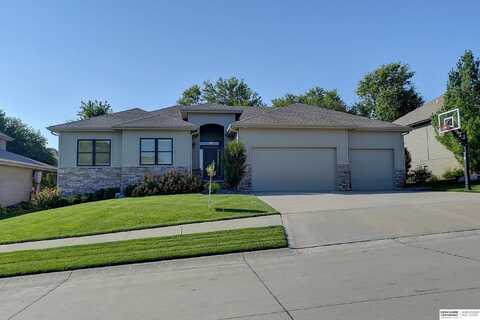 19819 Sherwood Circle, Gretna, NE 68028