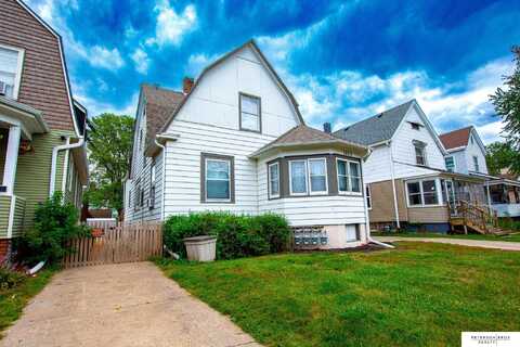 1113 S 30th Avenue, Omaha, NE 68105
